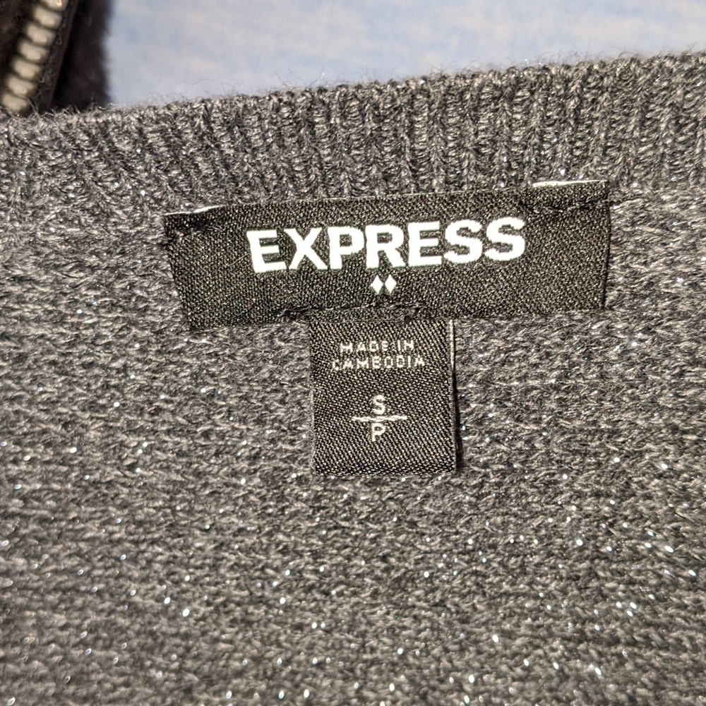 Express Rear Zipper V Neck Top SMALL - Picture 4 of 4